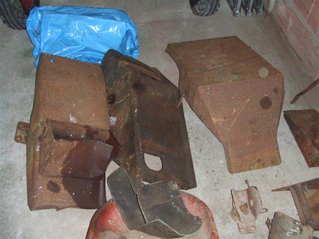 Kotfl&uuml;gel und Haube